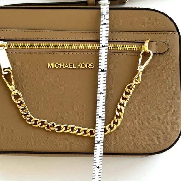 🌸NWT Michael Kors Jet Set Large Camel Crossbody With Chain - Picture 9 of 13